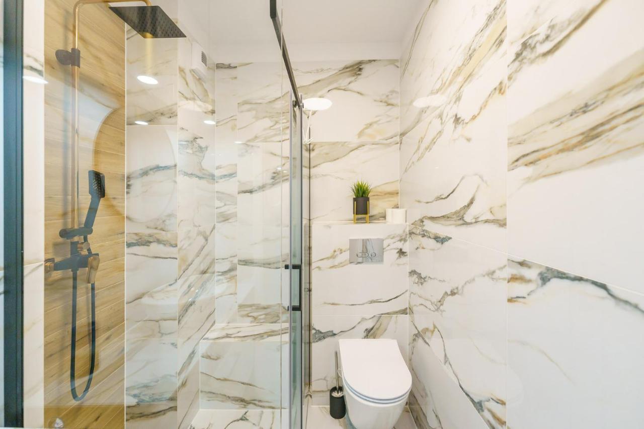 Apartament Szafir *